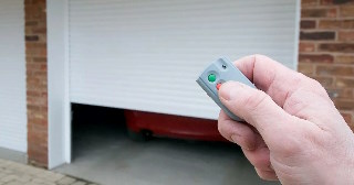 Купить автоматику для рулонных ворот Междуреченск, цена от 2729 руб.