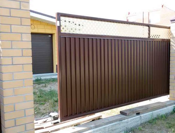 Эстетика и Надежность: Ворота Grand Line для Вашего Дома в Междуреченске от 36864 руб